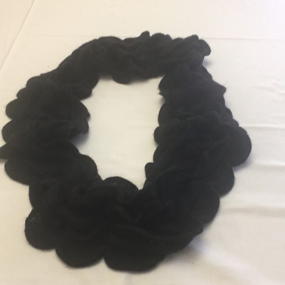 Pull Through Scraf - Picture 1 of 3